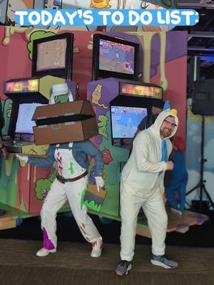 Another busy day for this chicken 🐔 #castlecrashers #arcade #cosplay #thebehemoth 